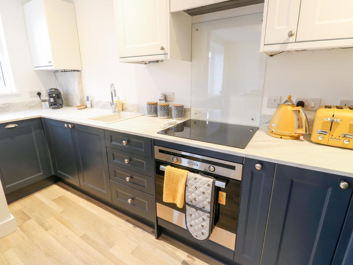 Little Haven Apartment Shanklin Bagian luar foto
