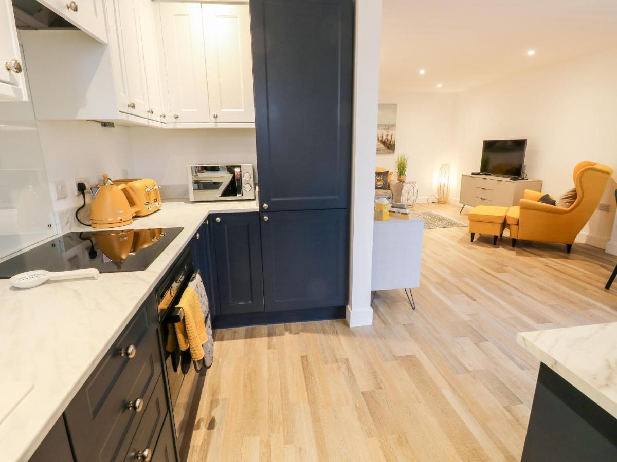 Little Haven Apartment Shanklin Bagian luar foto